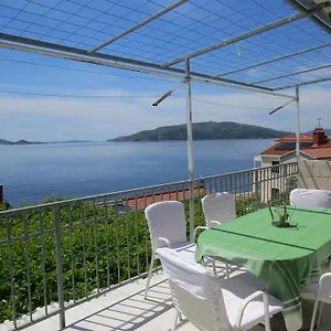 Apartmán Lovric - 30 Meters To The Beach, Trogir